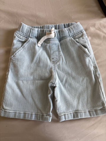 365 Light wash blue Jean shorts 5T/5