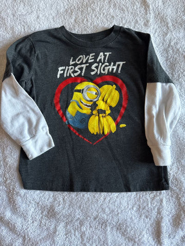 Despicable Me Love at first sight minion banana long sleeve 3T/3