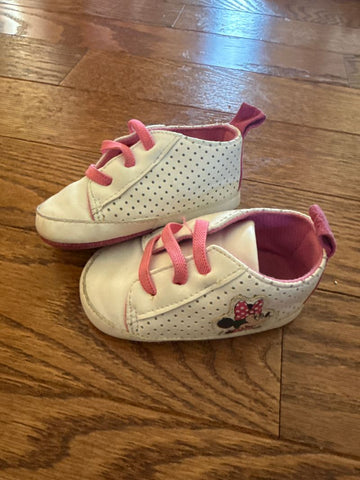 Minnie Mouse Disney 9-12 mo GUC scuff marks 3 (Infant Shoe)