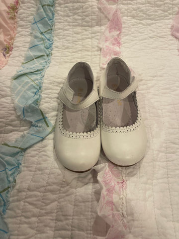 Lamour White Mary Janes-worn only a handful of times 10 (Lil' Kid)