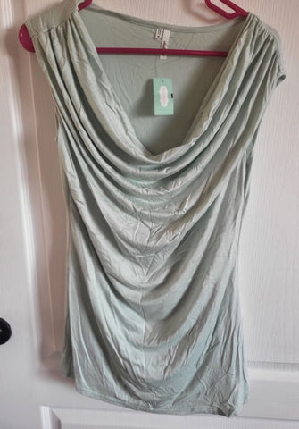 Maurices sleeveless shirt Women's - M