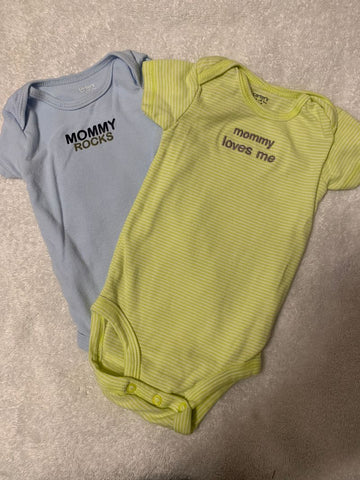 Carters 6 m onesies x 2 mommy loves me and mommy rocjs 6-12 Months