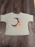 Wonder nation Moon floral short T 10