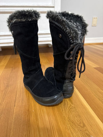 North Face Black suede north face boots with primaloft insulation 6-1/2 (Adult)