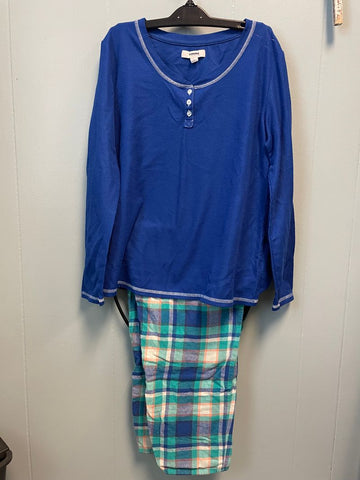 Sonoma Soft warm pjs 2 piece set Miscellaneous