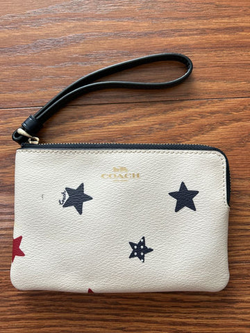 Coach Wristlet authentic Bag