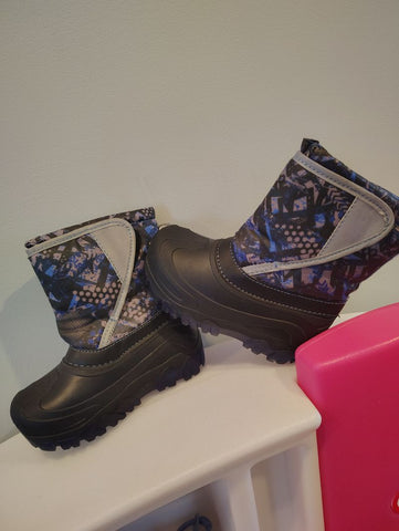 Snow Boot Boys light up snow Boot size 9/10 EUC blue gray and black 9 (Lil' Kid)
