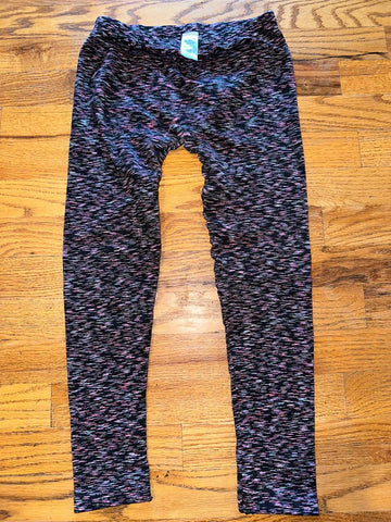 Childrens Place 10/12 leggings black background 10