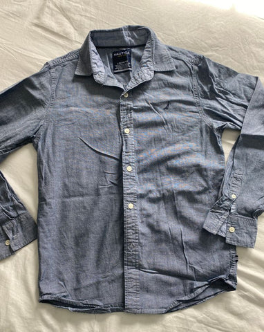 Nautica Chambray look button up 14