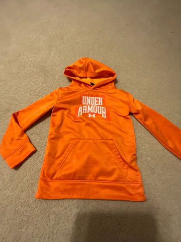 Under Armour Hoodie. Like new 7