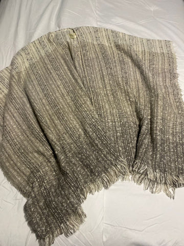 Simple Noelle One size neutral colored shawl Women's - L