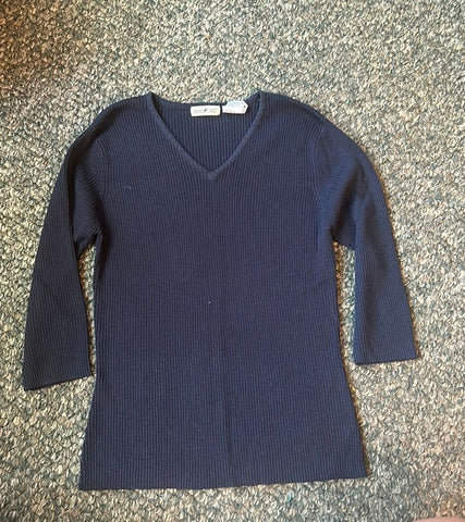 White Stag Acrylic/nylon THIN sweater, 3/4 length sleeve Women's 4