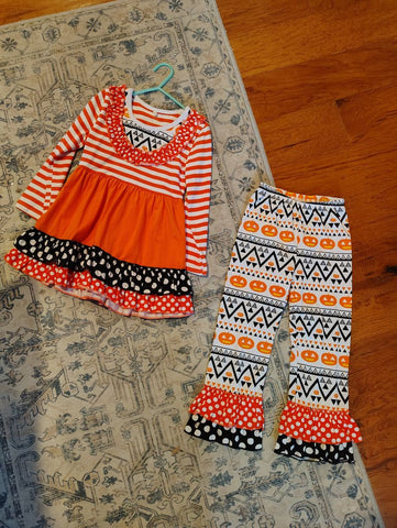 Southern Roots Size 5/6 FITS bigger like a size 6 Halloween set brand new 6T/6X