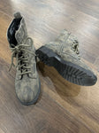 Time and Tru Camo boots like new 6 (Adult)