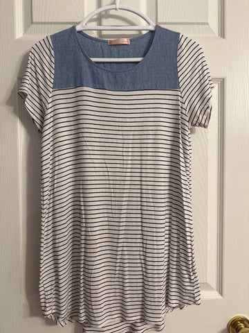 Tshirt  Women's Large 12-14