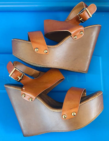 Top Mode Boutique brand brown wedge sandals 7 (Adult)