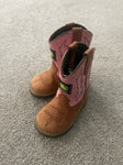 John Deere Pink size 5 girls boots. Good condition. 5 (Lil' Kid)