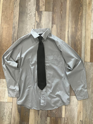 Gray shirt and tie 2 pieces, Good condition, Size 18 XXL 18-20