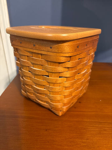 Longaberger Tissue basket Miscellaneous