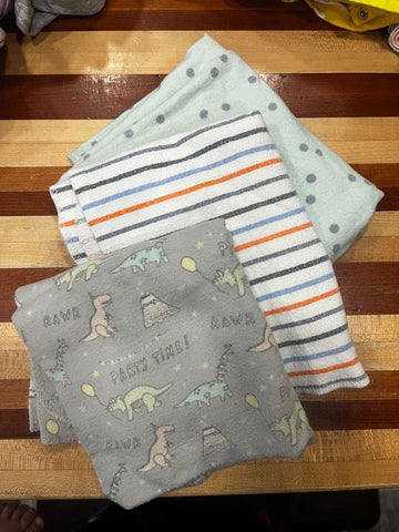 Swaddling blankets 1 Dino, 1 stripe, 1 dots Sacks-Swaddles