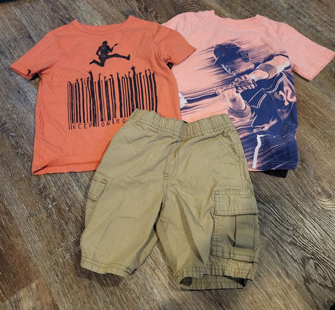 gap/carter/children's place 2 ss shirt, 1 shorts 4T/4