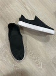 Danskin Black slip on shoes, so comfy EUC 8 (Adult)