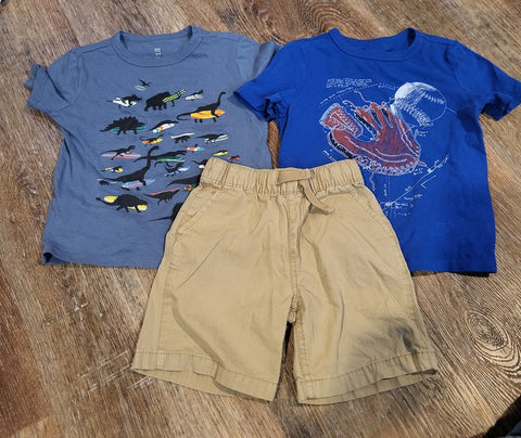 Gap/children's place 2 ss shirts, 1 shorts 4T/4