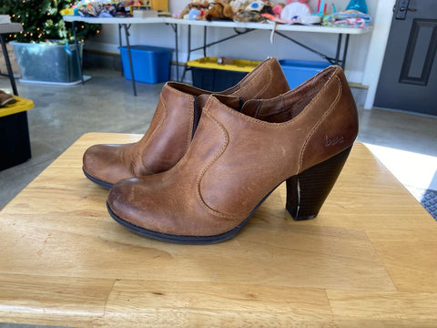 BOC Real leather booties 10 (Adult)