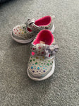 Wonder Nation Toddler size 5 Velcro rainbow star shoes. Fair condition 5 (Lil' Kid)