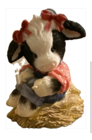 Mary Moo Moos Hay Darlin Decor