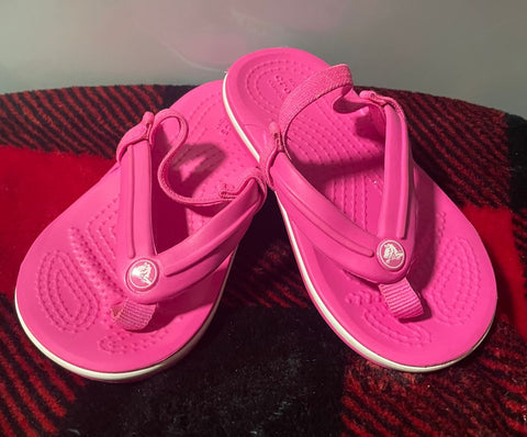 Crocs Hot Pink Sandals 6 (Lil' Kid)