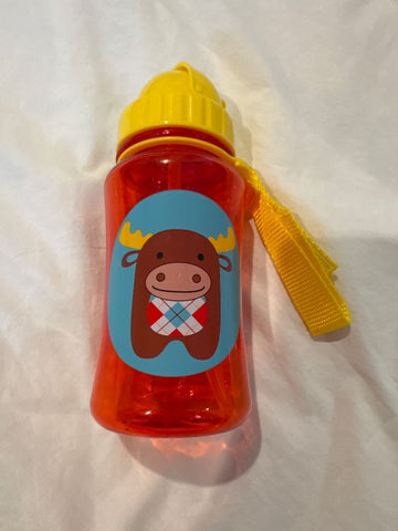Skip Hop NWOT child water bottle Kitchen