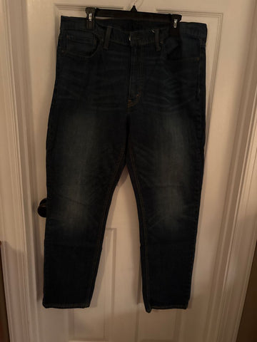 Levi 38x32 jeans 38