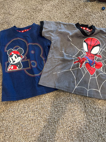 Mickey spider tshirt  4T/4