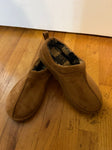 Wonder nation Brown house shoes 6 (Big Kid)