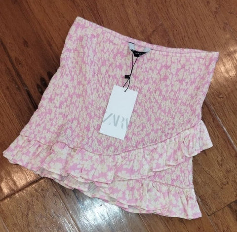 Zara Pink floral Zara skirt brand new size medium stretchy Women's - M