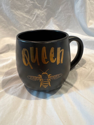 Prima Design NWOT Black  mug Queen Bee Kitchen