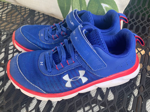 Under Armour Royal blue and red tennis shoes 2 (Big Kid)