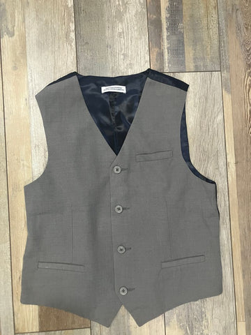 Boy's Gray vest Size 14, good condition Miscellaneous