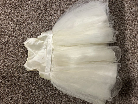 Davids Bridal Ivory pearl tulle flower girl dress 2T