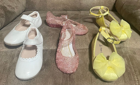 Various 3 Sets of Dress Shoes Yellow Satin White Patent and Pink Sparkle 5-1/2 (Lil' Kid)