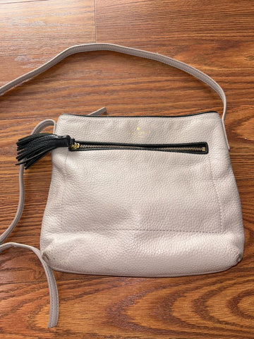 Kate Spade Pebbles leather cross body some signs of wear Bag