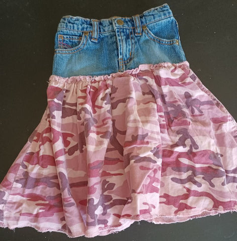 Squeeze Girls Denim Pink Camo Corduroy Skirt butterfly on back denim 3T/3