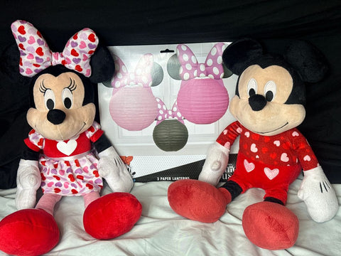 Minnie Mouse Heart Mickey & Minnie w/ 3pc paper lantern Miscellaneous