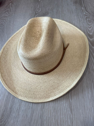 Atwood cowboy hat Well made, for kid, 18 in circumference Hat