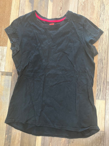 Girls X-Large Hanes black shirt - Size 10/12 10