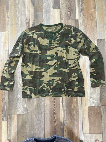 Boys camoflauge shirt Long sleeve - SIZE 16 16