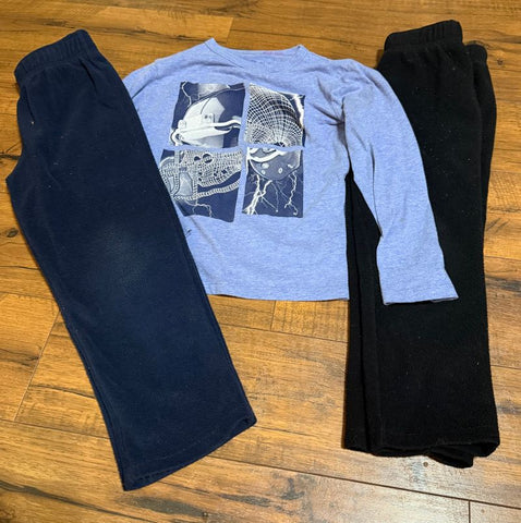Childrens place 1 ls shirt 2 pants 5T/5