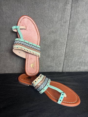 Aloha Island Teal w rhinestone sandals - NWOT 8 (Adult)