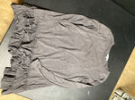 A dip of darling Gray top Women's - M